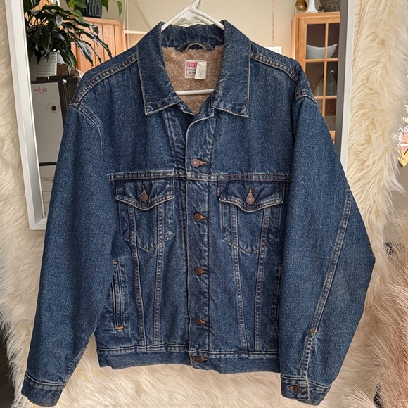 Levi's Jackets & Blazers - Vintage 1999 Levi’s Pile Lined Denim Trucker Jacket Small |